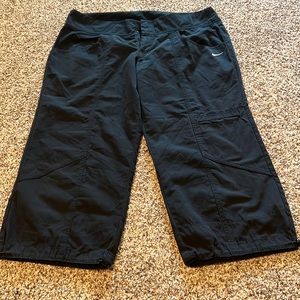 Nike capris size Large 12-14